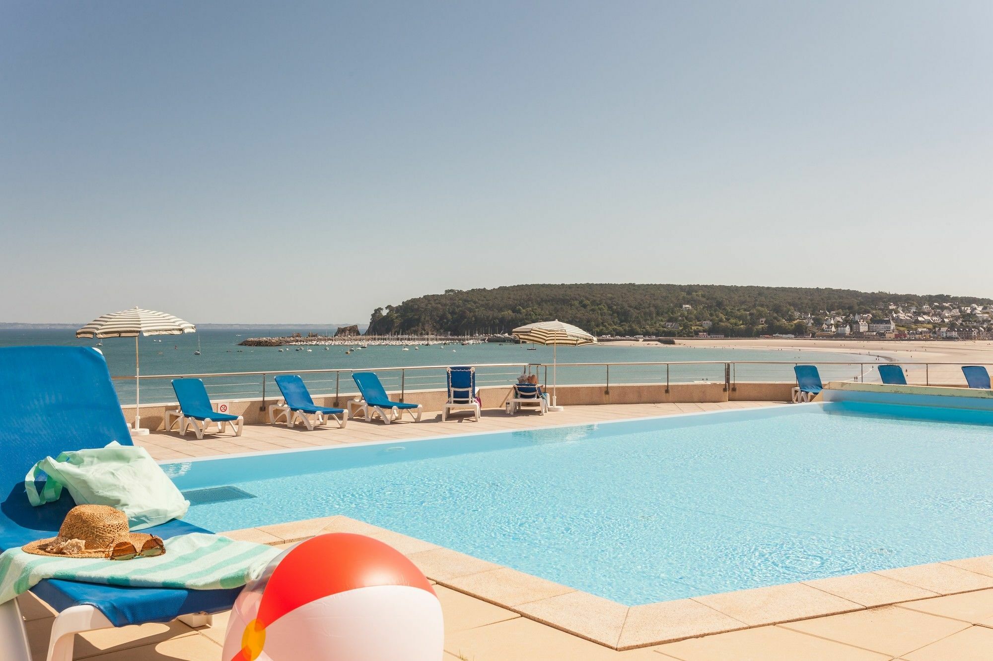 Residence Pierre & Vacances Cap-Morgat Крозон Экстерьер фото